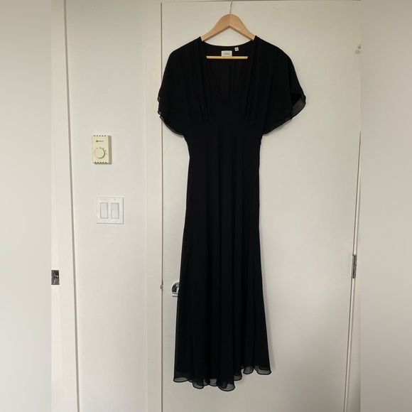 Aritzia Wilfred Terrace dress in black size 8. - Picture 4 of 7